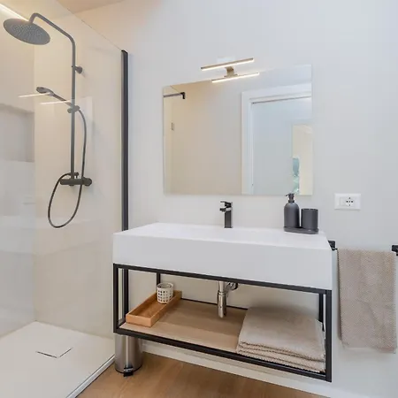 Villa Luce 33 *